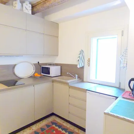 Ca' Marcello - Biennale *