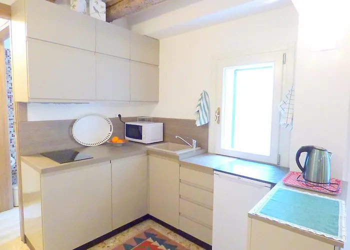 Ca' Marcello - Biennale *